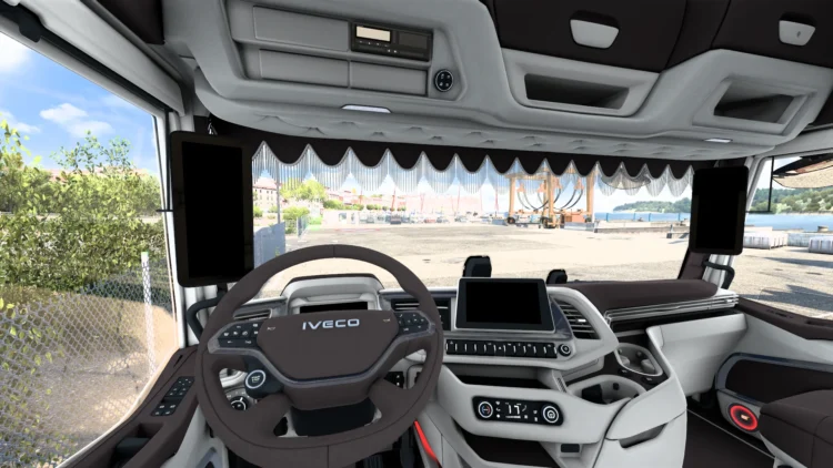 Iveco S-Way ITALY Interior
